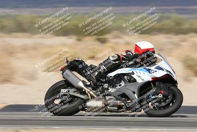 media/Nov-16-2025-Race Pace (Sun) [[8c5fa54630]]/Verified Riders/7-Turn 4 (1155am)/